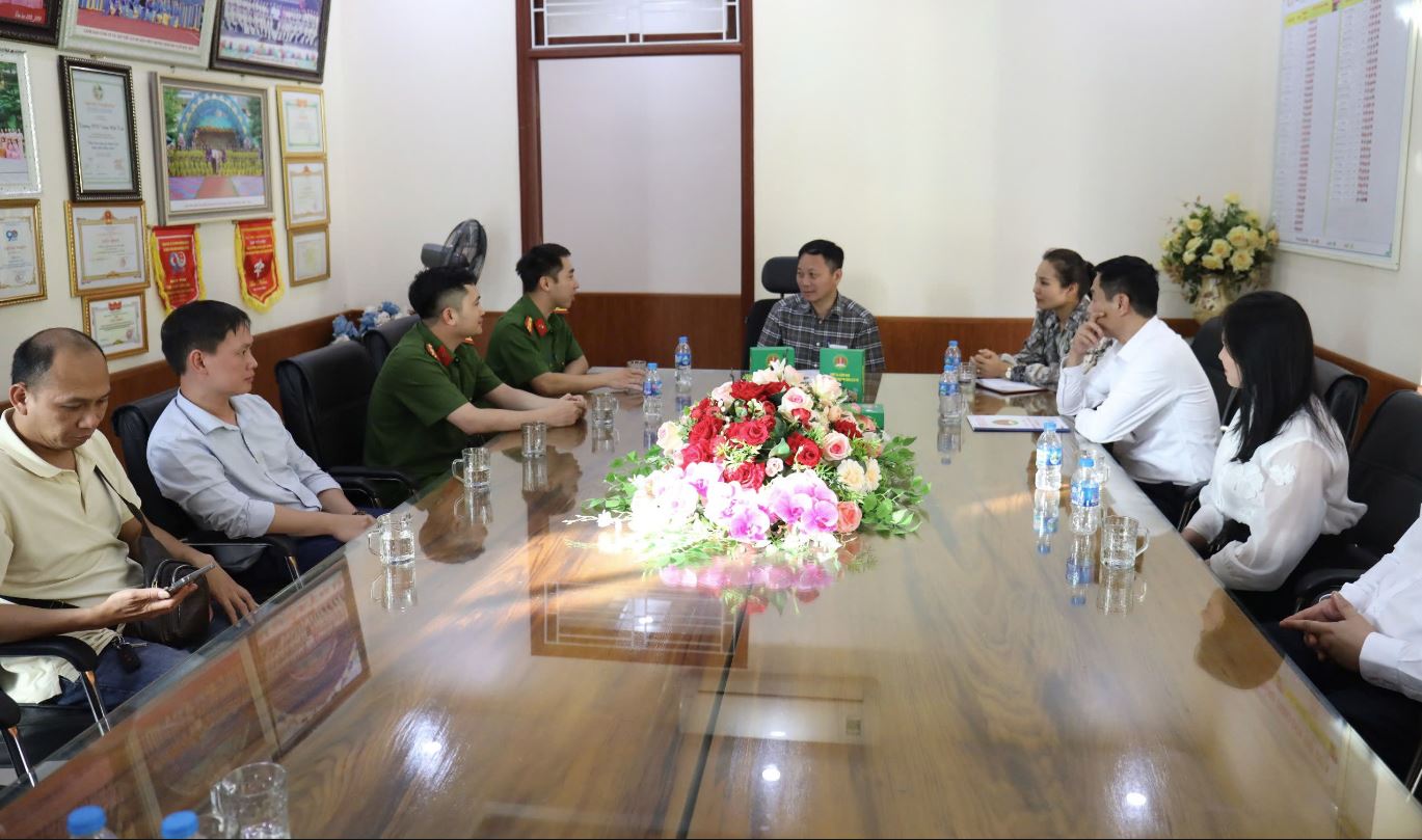Trường Mầm Non Mặt Trời Thí Điểm Lắp Đặt Thiết Bị Chống Bỏ Quên Trẻ Em Tại Thanh Hóa